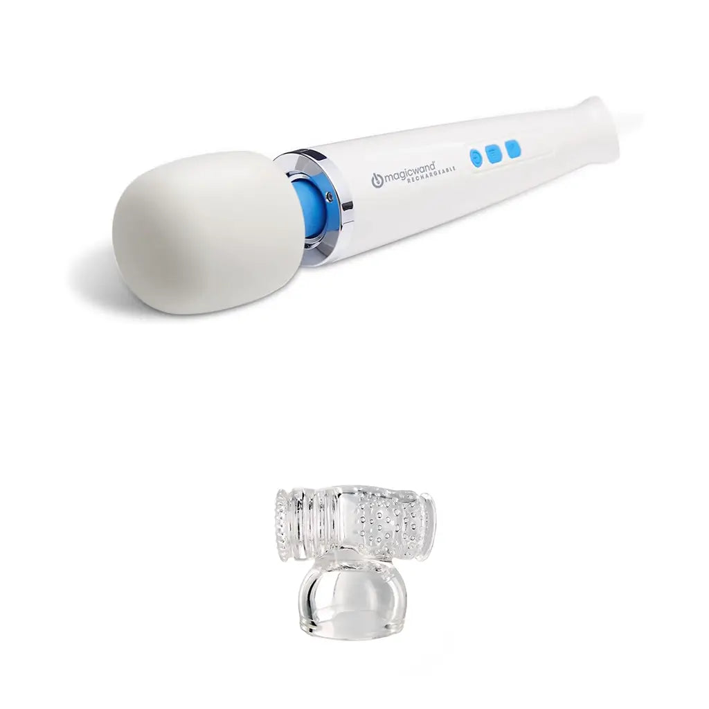 Magic Wand Rechargeable Set Estándar — masajeador blanco inalámbrico y, debajo, el accesorio Hummingbird transparente